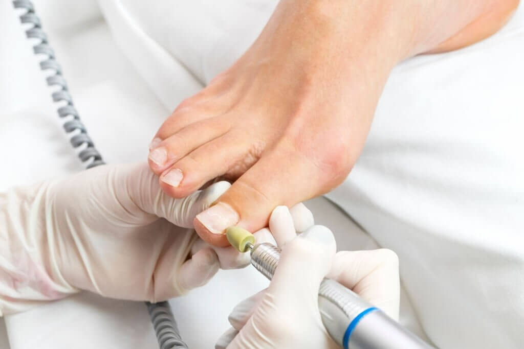 Do podiatrists do pedicures?