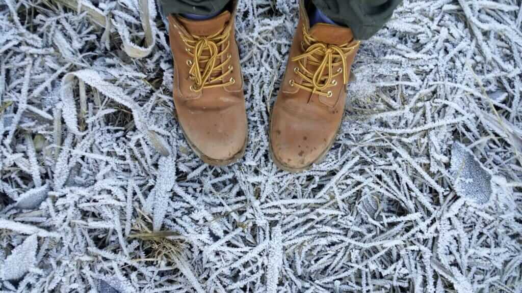 Feet in winter boots - winter footcare